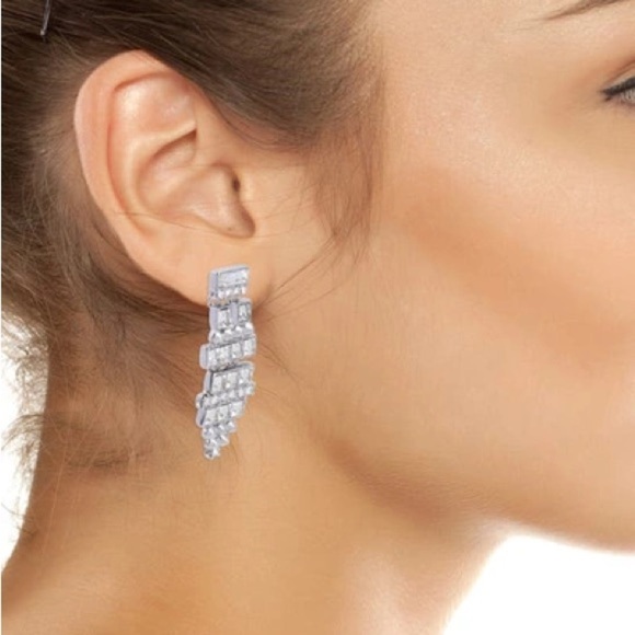 ALLSAINTS Rhodium,high quality,sparkling,statement earrings crystal 2 inch & box - Picture 6 of 6